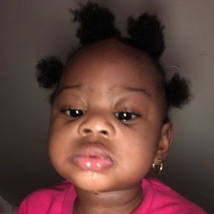 Meet your Posher, Emerald